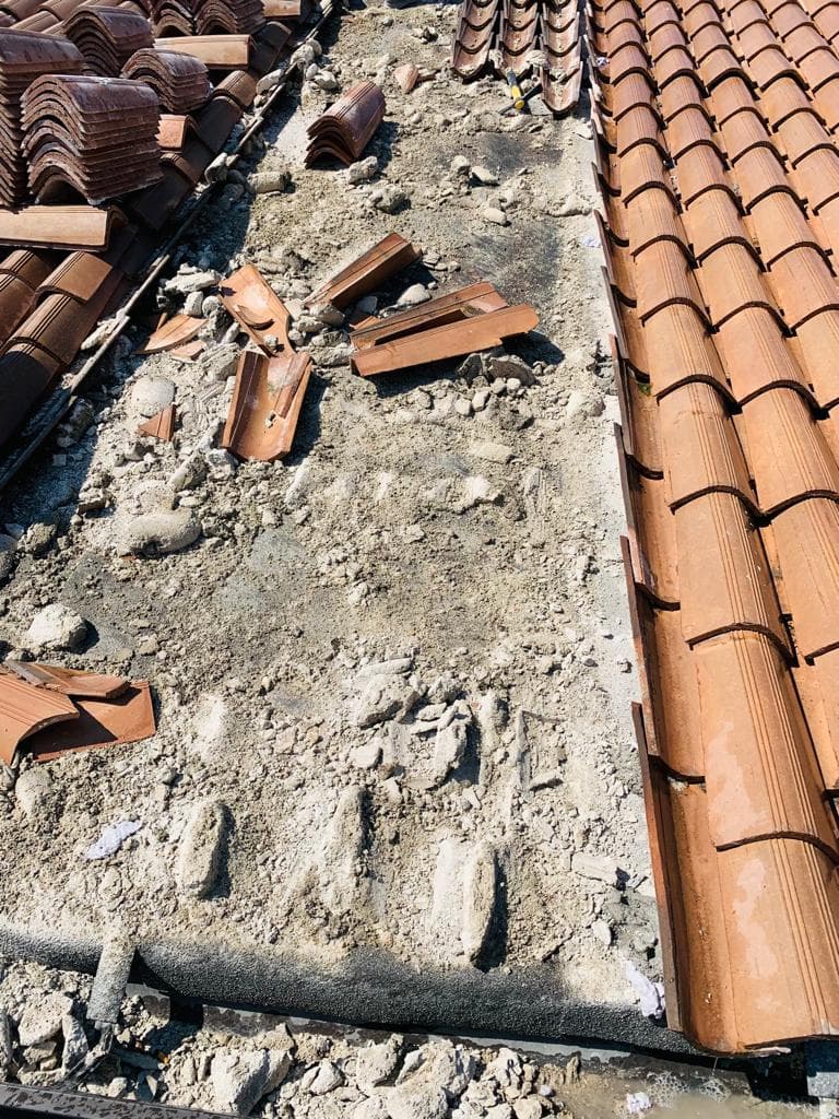 Rifacimento Tetto in Tegole - Prima